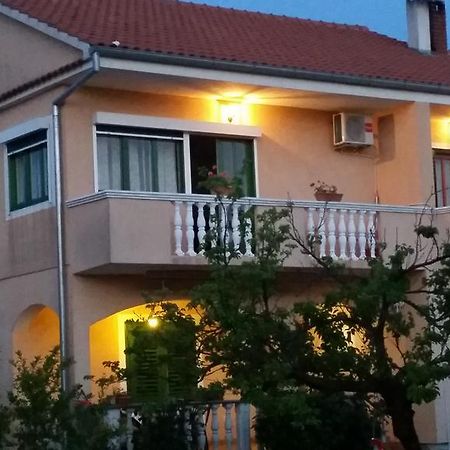 Apartments Dano Sukošan Екстериор снимка