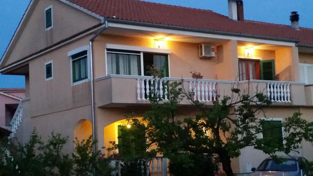 Apartments Dano Sukošan Екстериор снимка